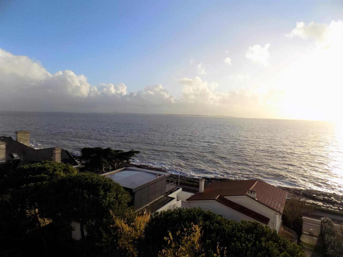- Pleine Vue Pour Cet Classé 2 étoiles - Les Tamaris Appartement Royan